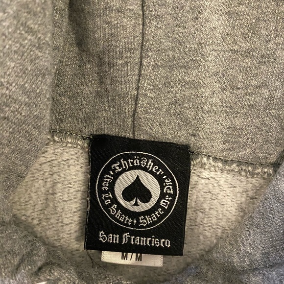 Hoodie Thrashers - Picture 2 of 2